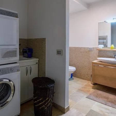 Alais 8, Emma * Rimini