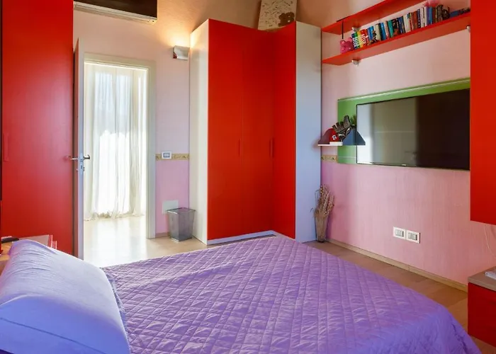 Alais 8, Emma 빌라 *