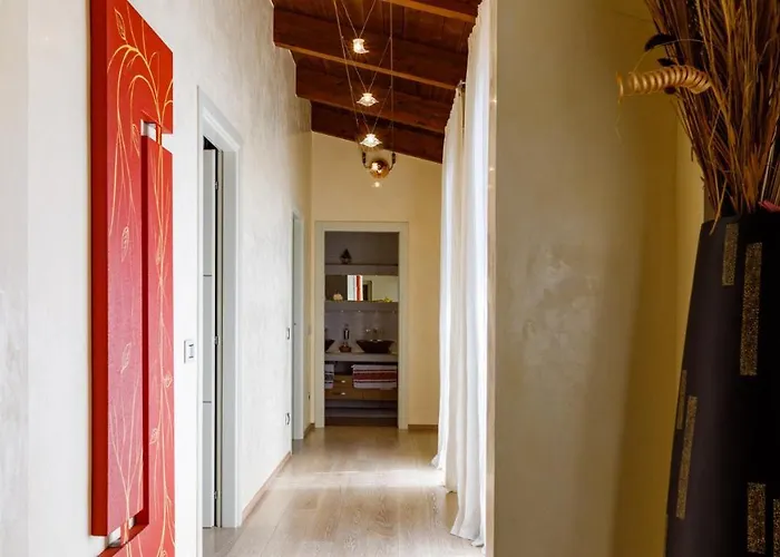 Alais 8, Emma 빌라