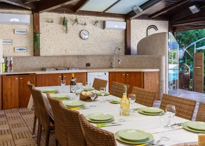 Alais 8, Emma * 리미니