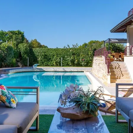 Alais 8, Emma * Rimini