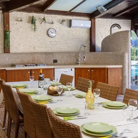 Alais 8, Emma * Rimini