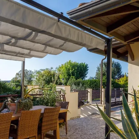 Alais 8, Emma * Rimini